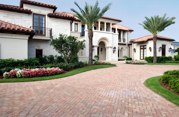 Best Driveway Paving Contractor  in Bryant, WA